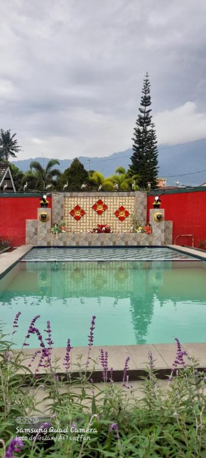 Villa Puspa 259 By Surganya Villa Puncak Zewnętrze zdjęcie